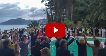 Villa Wedding flash Mob